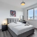 Sunflower 1-bedroom In