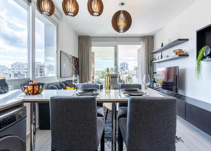 Sunflower 1-bedroom In *