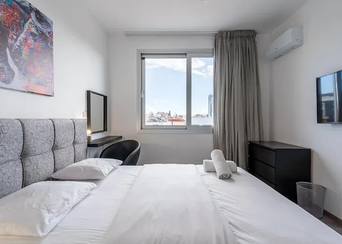 Sunflower 1-bedroom In *