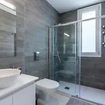 Апартаменти Sunflower 1-bedroom In *